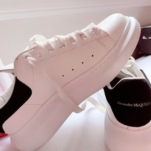 Alexander Mcqueen sneakers size 7.